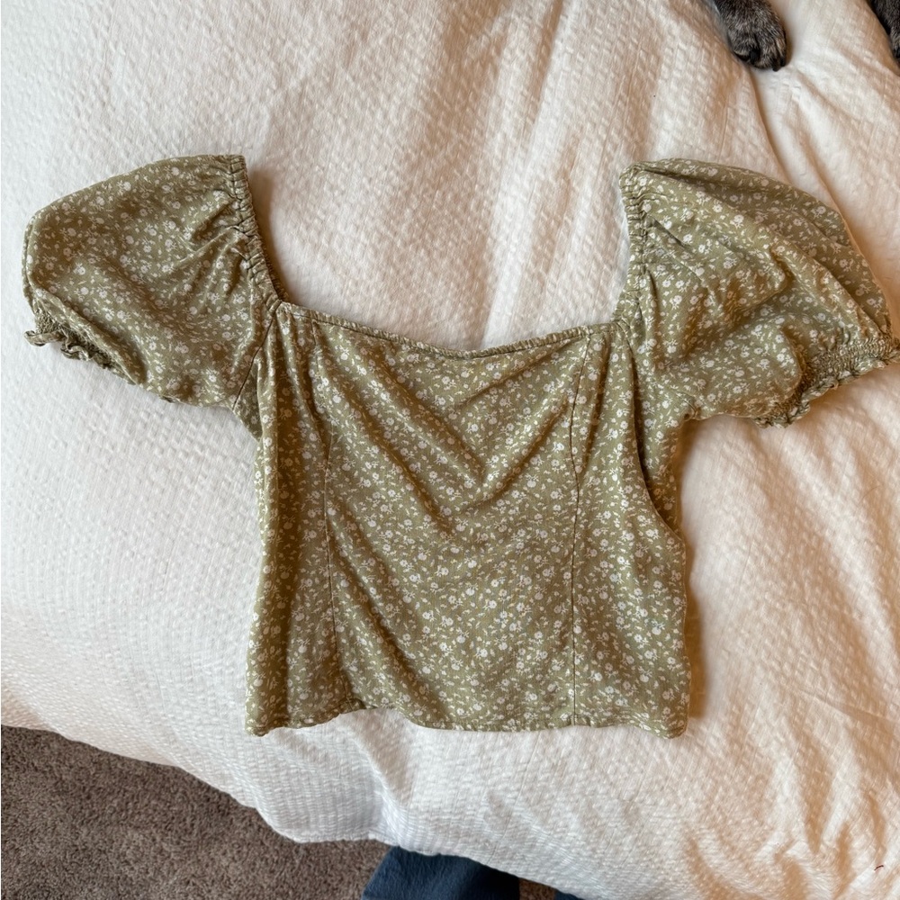 Abercrombie & Fitch Floral Puff Sleeve Blouse - Olive